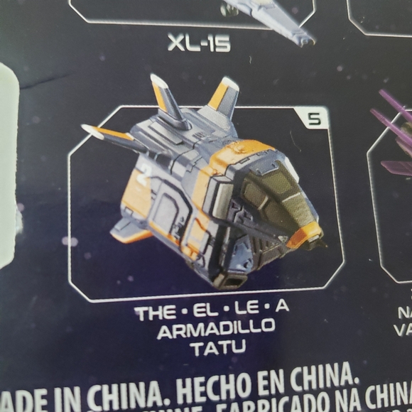 ⭐ NIB Disney Pixar Lightyear Hotwheels The EL LE A Armadillo Tatu - Picture 7 of 7